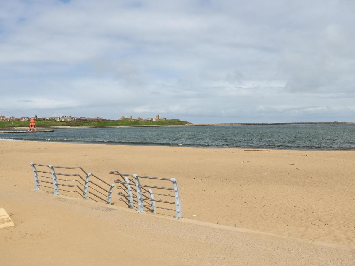 The Beach Apartment South Shields Bagian luar foto